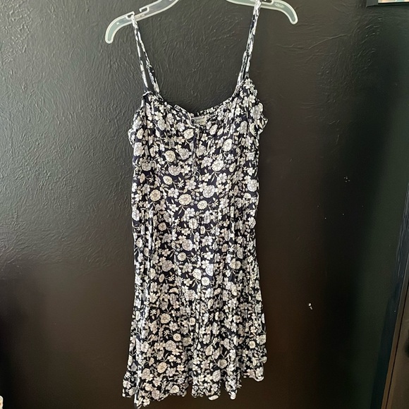 Hollister Mini Viscose Dress - Picture 2 of 5